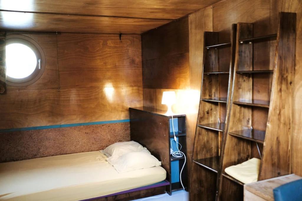 Belle Peniche Romantique A Paris Boulogne-Billancourt Buitenkant foto