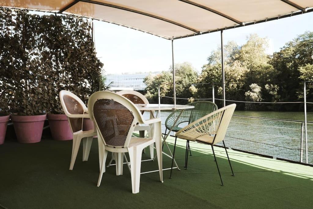 Belle Peniche Romantique A Paris Boulogne-Billancourt Buitenkant foto